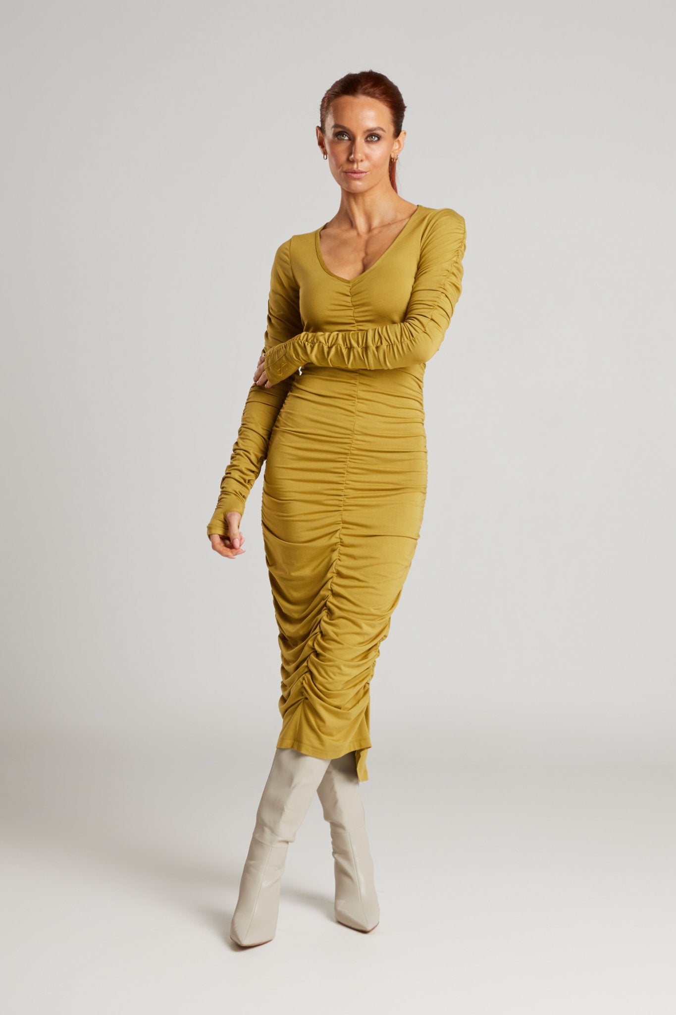 Viva Scoop Neck Ruched Dress (Sahara)